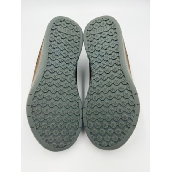 NOBULL Perforated Leather Training Shoes Mens 6.5 Womens 8 Sand Tan Low Top main image 4